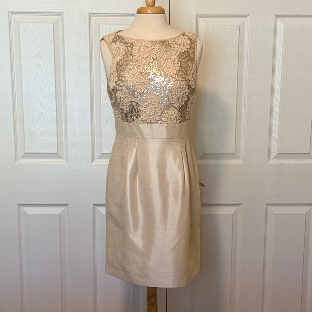 Elegant Champagne Sleeveless Dress with sequins design NWT